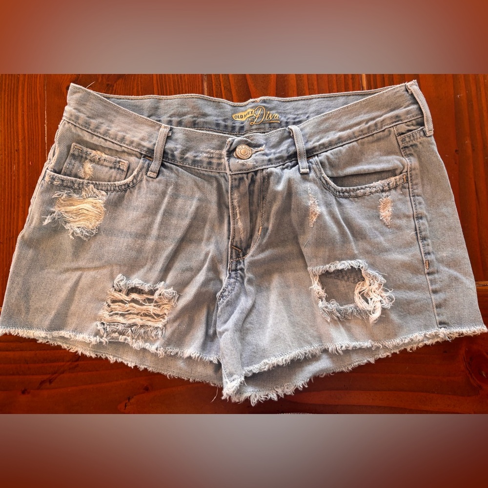 Old Navy Women's Distressed Denim Shorts